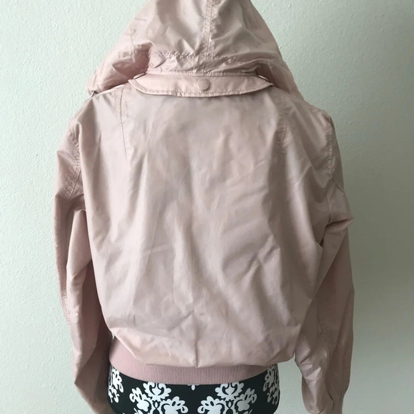 Coach pink windbreaker jacket medium - Picture 9 of 16